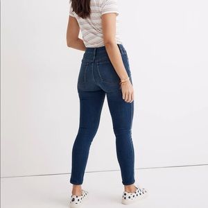 NWOT Madewell 10" High-Rise Roadtripper Supersoft Jeans in Playford Wash